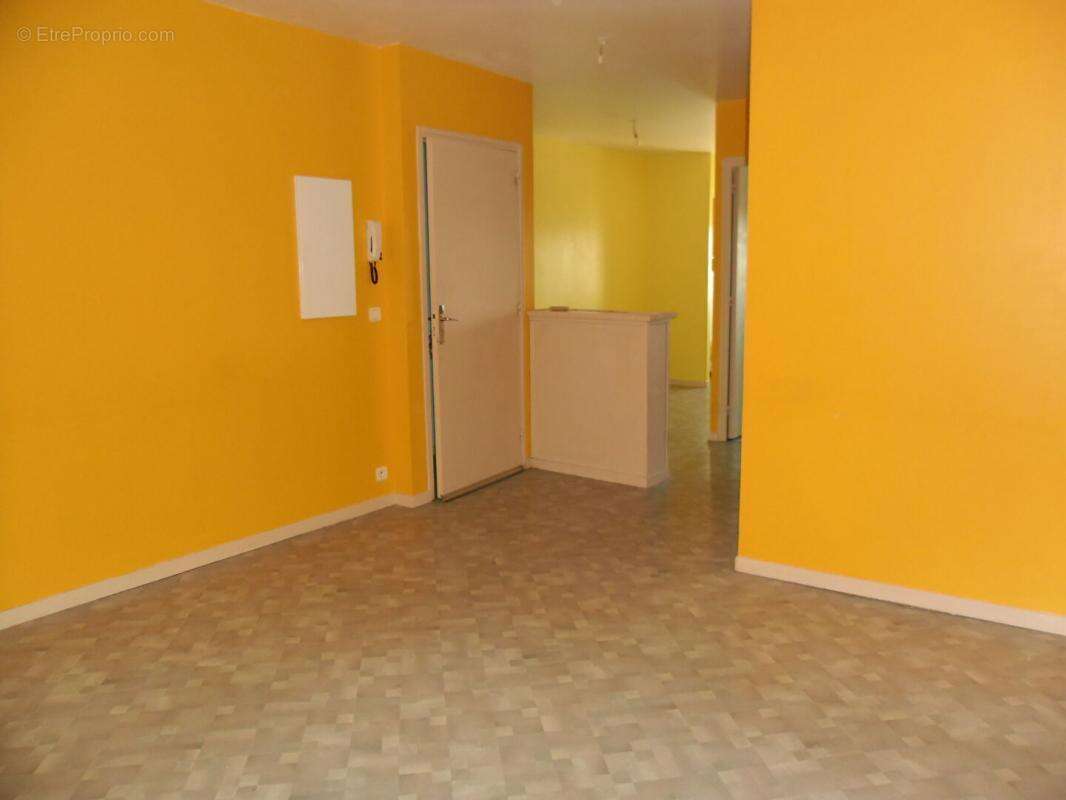 Appartement à SAINT-FLORENT-SUR-CHER