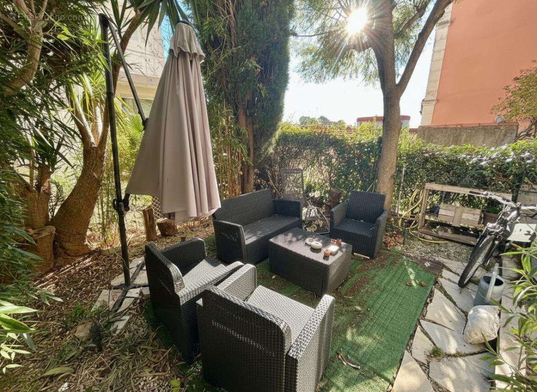 Appartement à LE CANNET