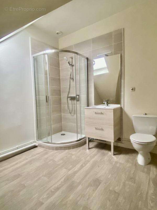 Appartement à VENETTE