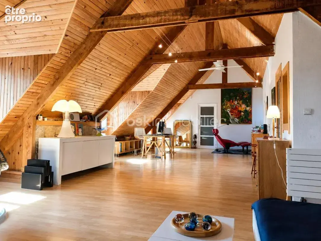 Maison à YVIGNAC-LA-TOUR