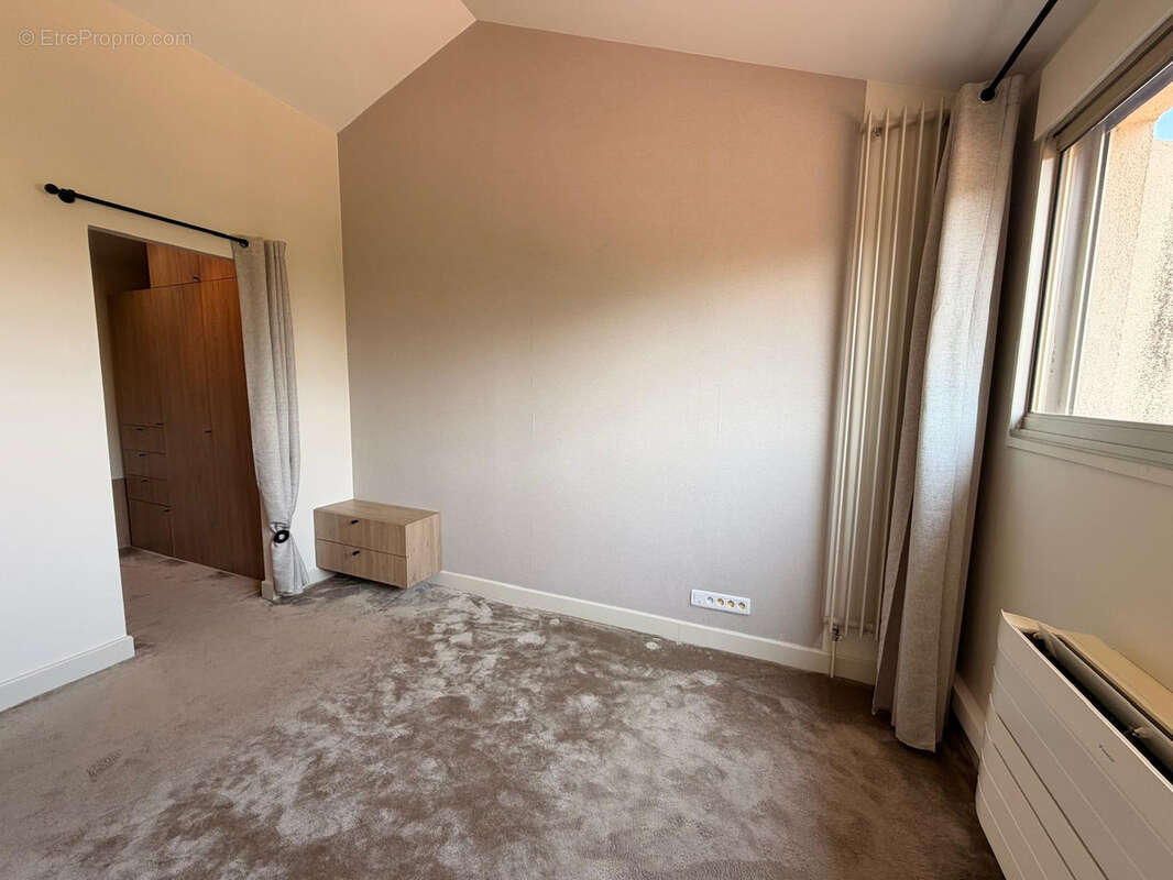 NIMES LA CIGALE Superbe appartement 5 pièces de 117 m2 avec terrasses, piscine, tennis - photo 15