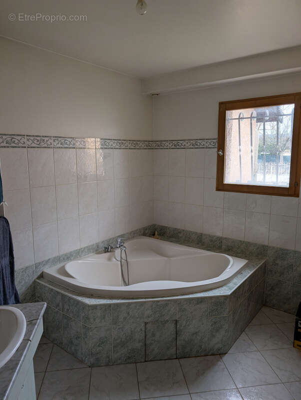 Maison à SAINTE-JULIE