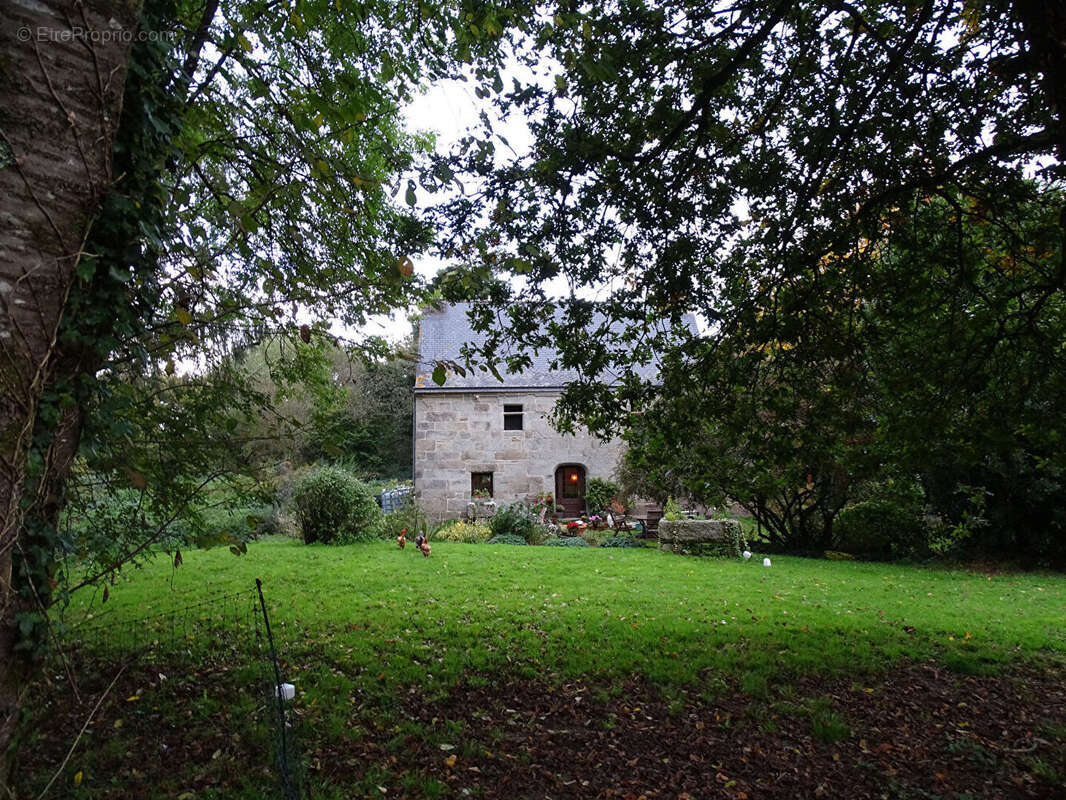 Maison à KERGRIST-MOELOU