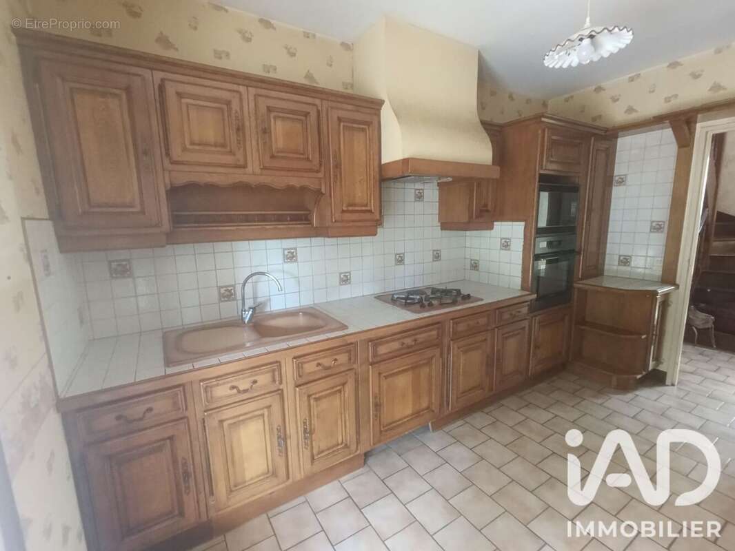 Maison 96 m² à Lucay-Le-Male  - photo 5