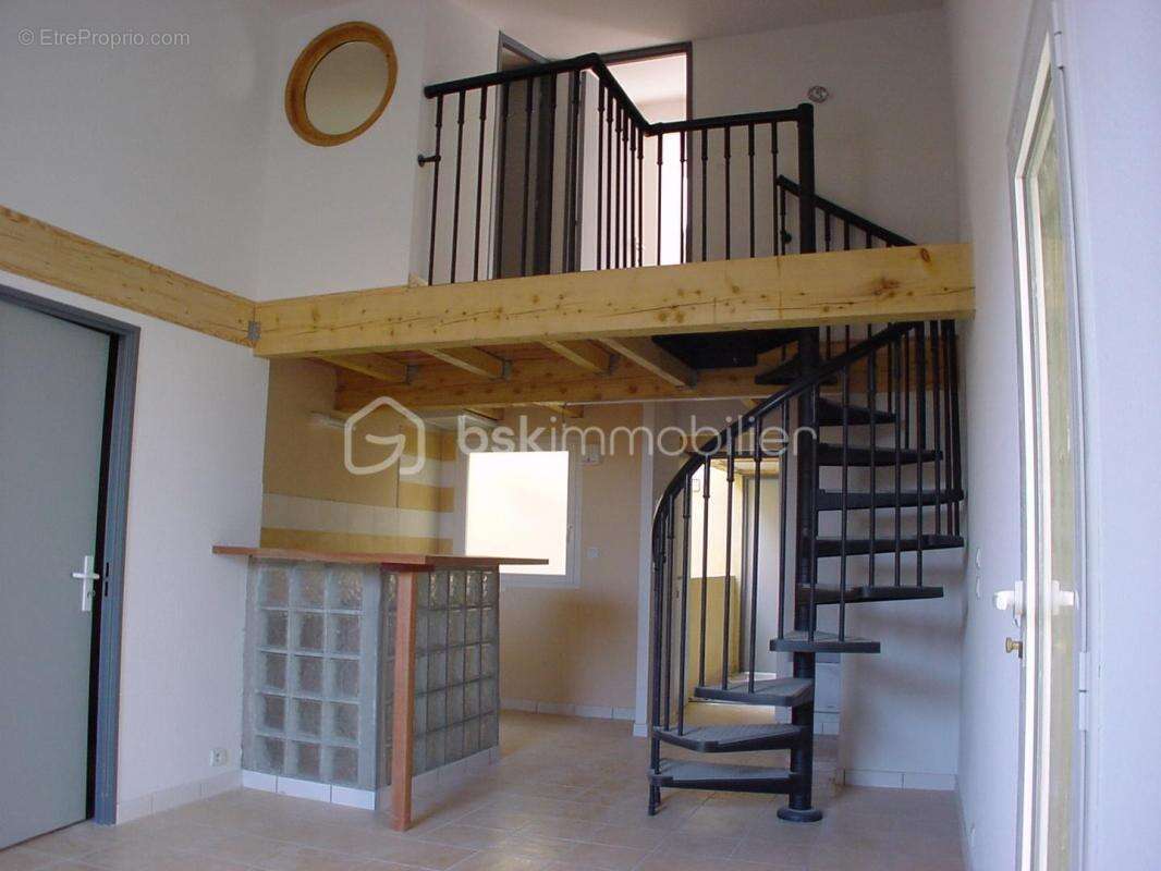 Appartement à LUNEL
