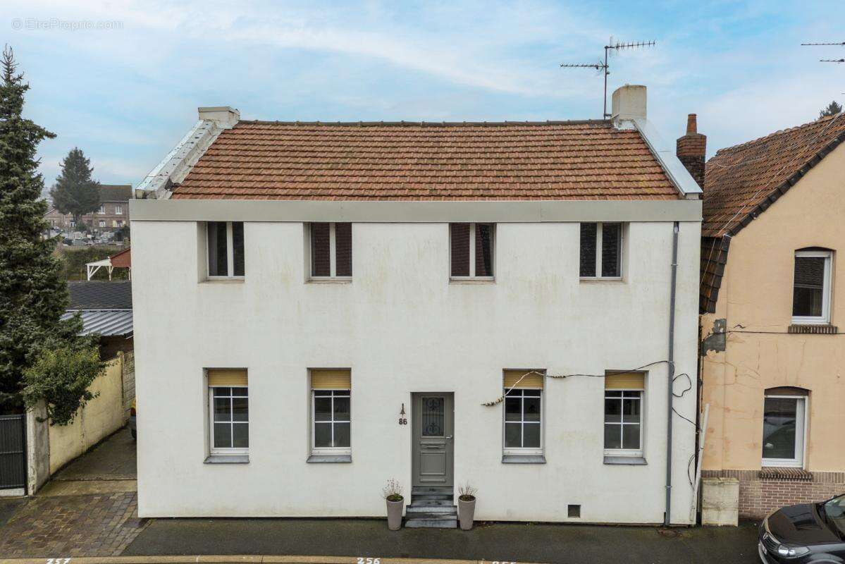 Maison à ANNEQUIN