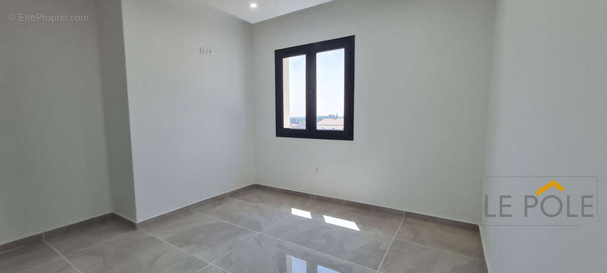 Maison à PONT-SAINT-ESPRIT