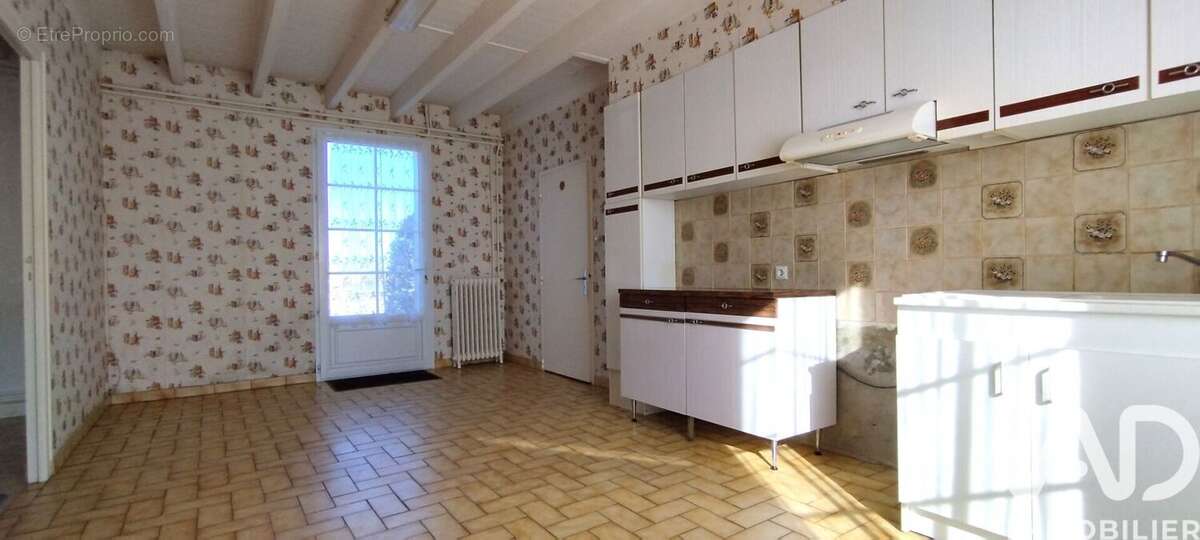 Photo 3 - Maison à CHAILLE-LES-MARAIS