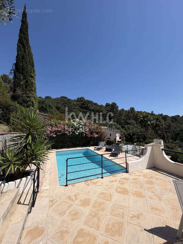 Maison 114 m² à La Roquette-Sur-Siagne  - photo 6