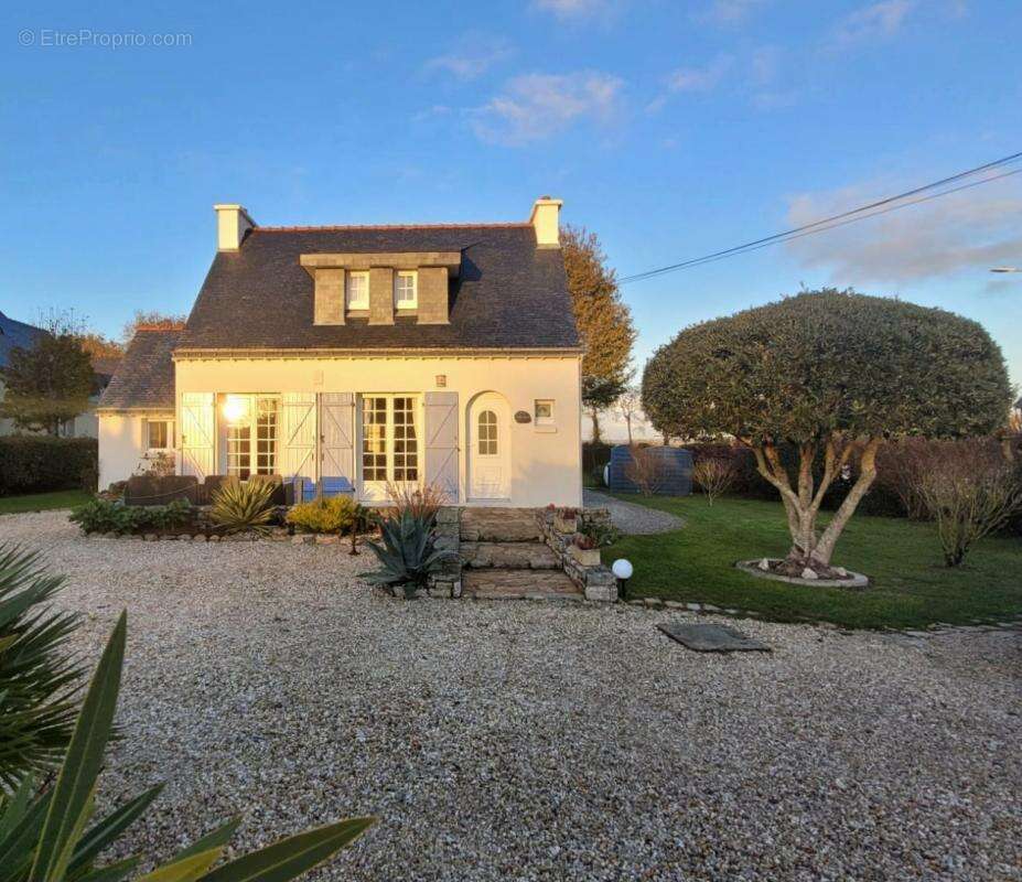 Maison à NOYALO