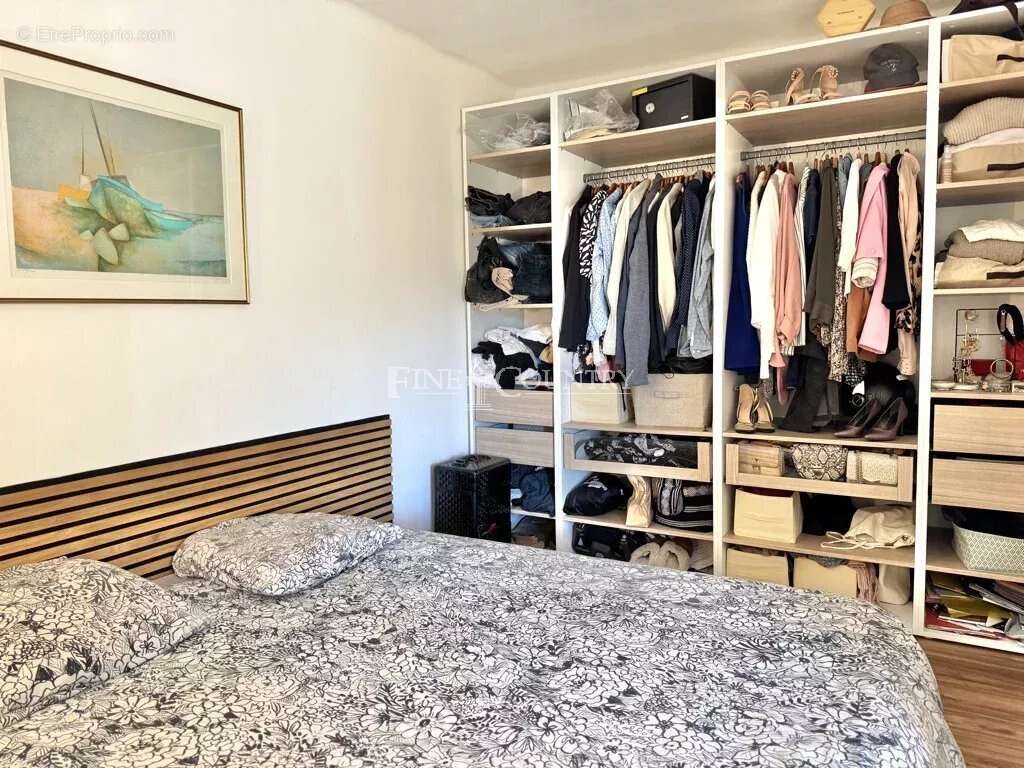 Appartement à LE CANNET