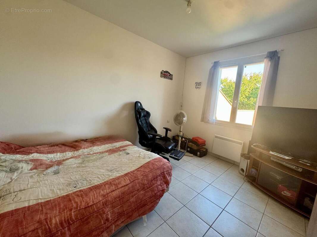 Maison 93 m² à Cancon  - photo 8