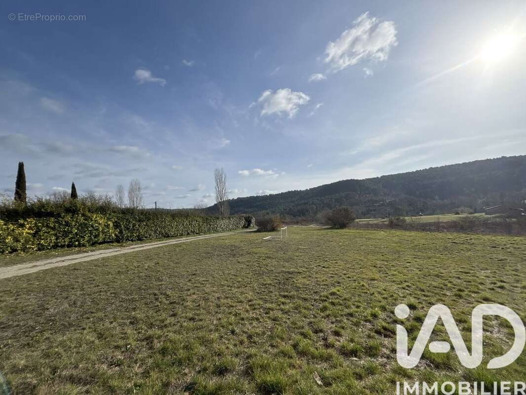 Photo 2 - Maison à SALERNES