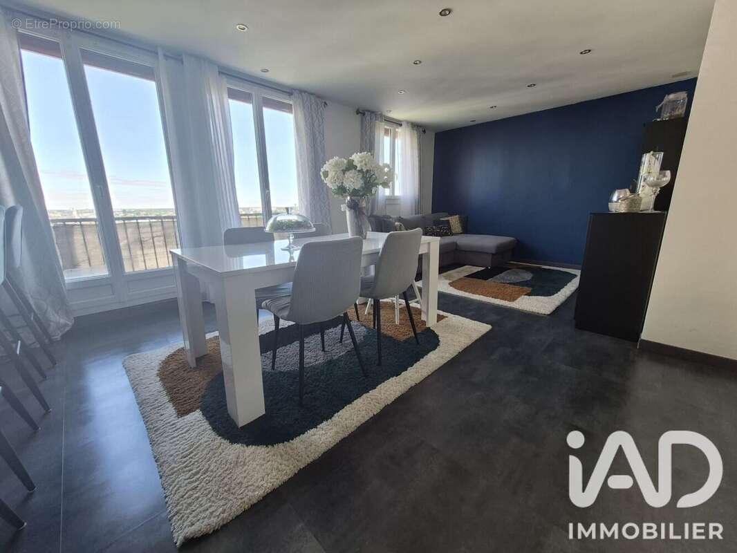 Appartement 78 m² à Orleans  - photo 6