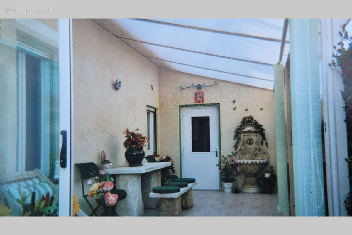 Maison à GREASQUE