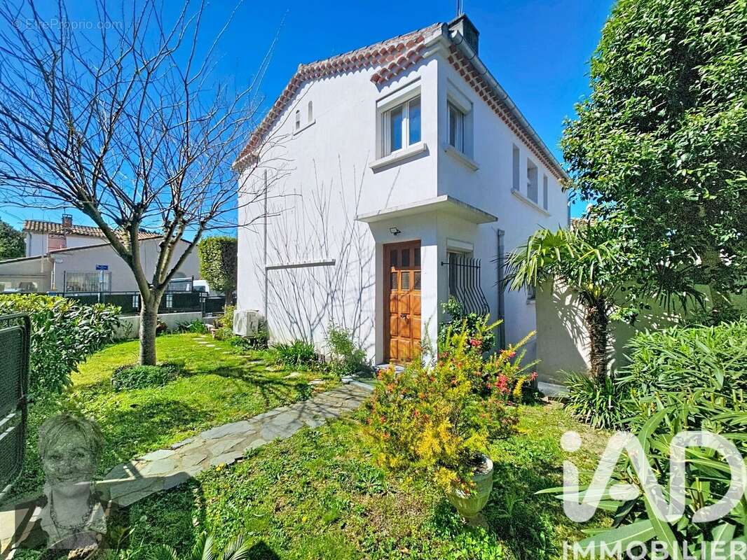 Photo 2 - Maison à CARCASSONNE