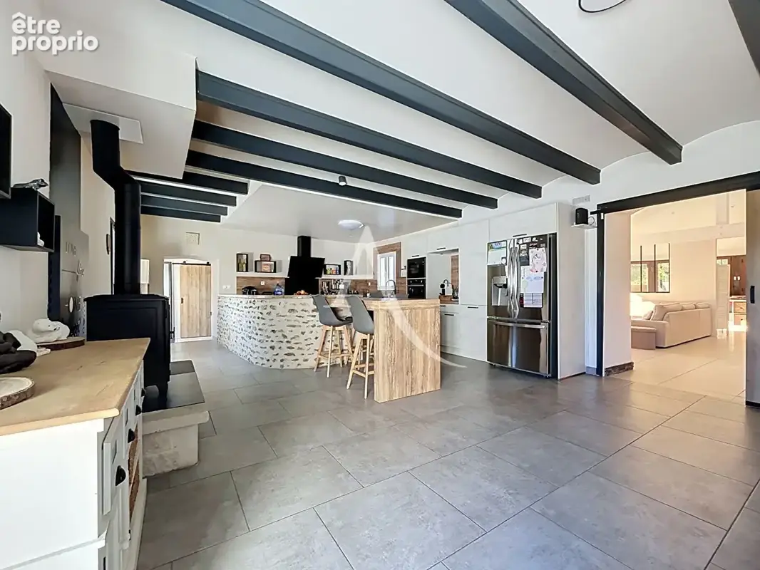 Maison de caractère de 225 m² - 5 Chambres -Terrain clos de 1 200 m² sans vis-à-vis - photo 6