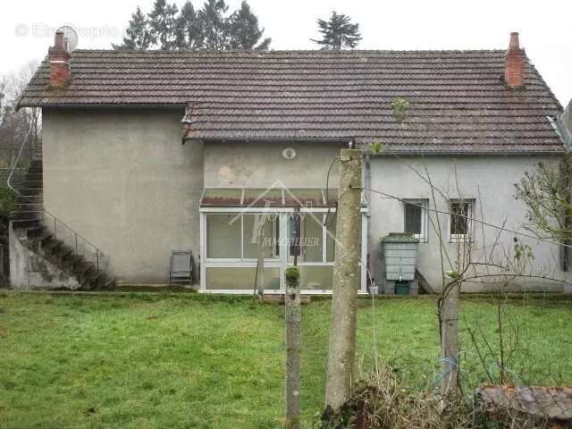Maison à VARENNES-SUR-ALLIER