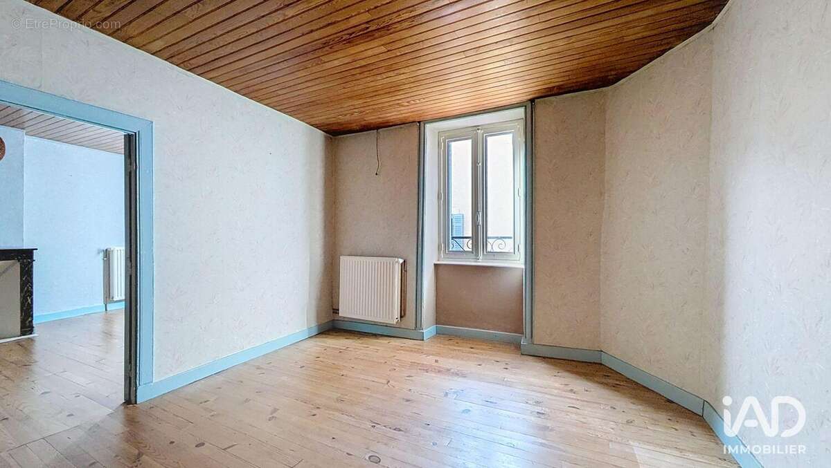 Maison 124 m² à Coudes  - photo 8