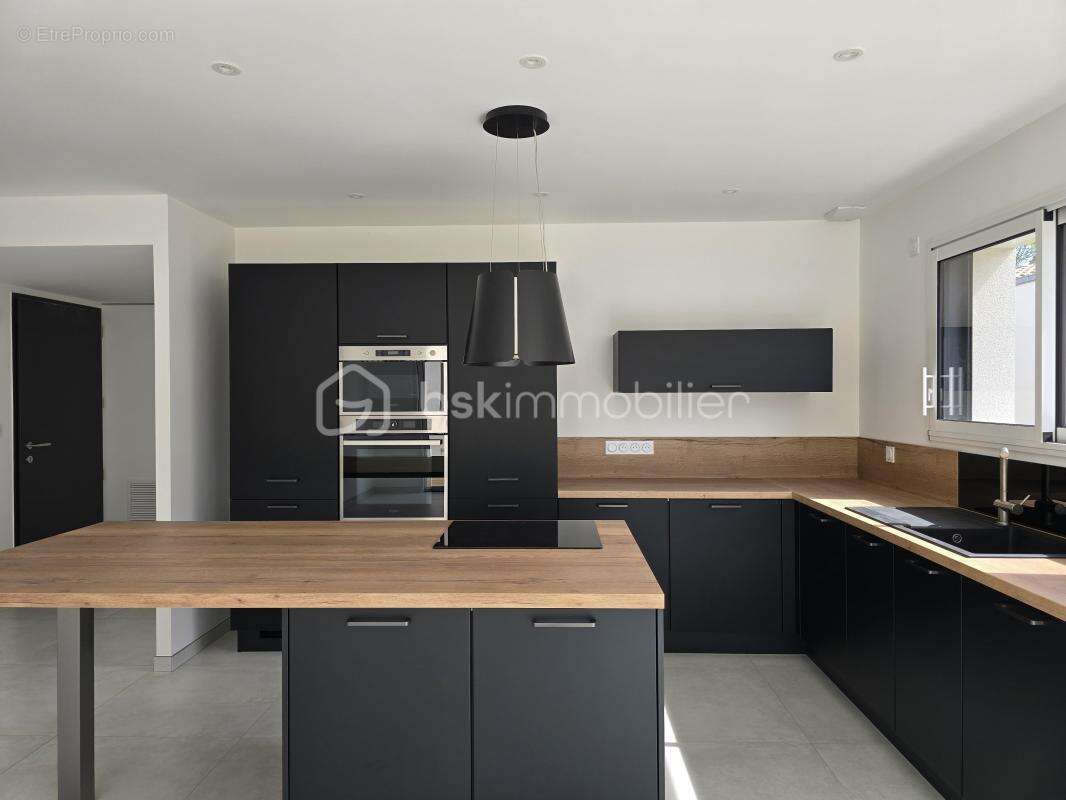 Maison à SAINT-HILAIRE-LA-FORET