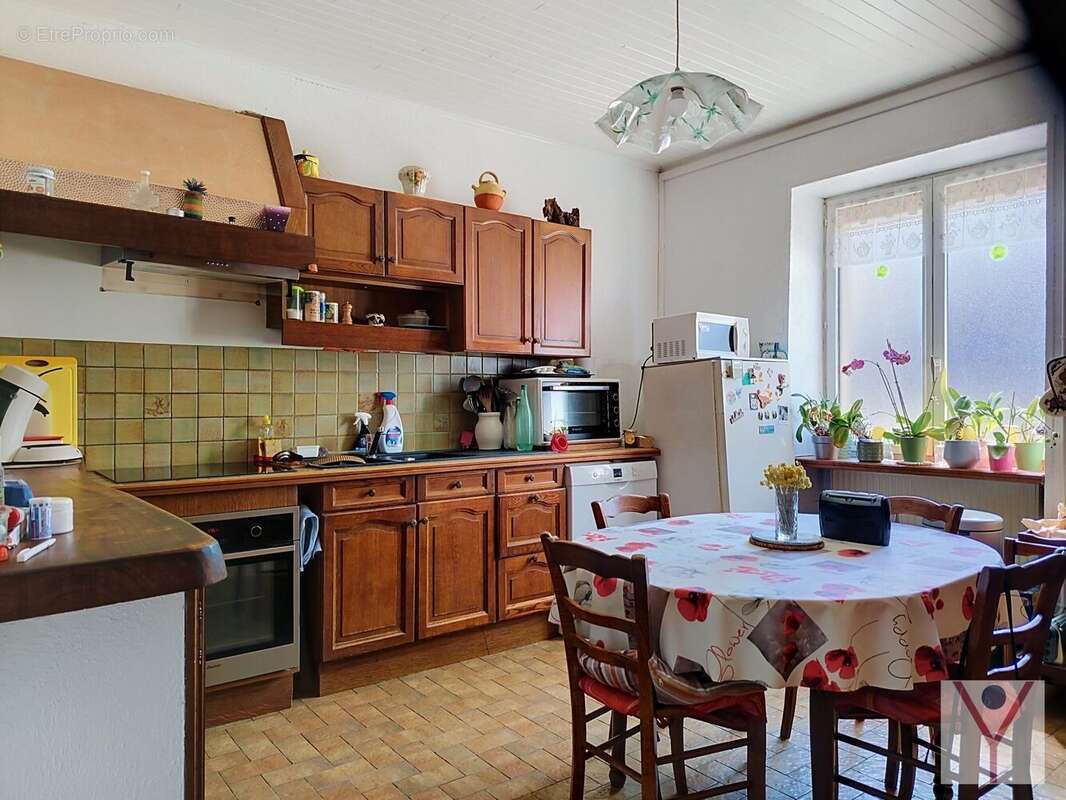 Maison 148 m² à Villars-Les-Dombes  - photo 9
