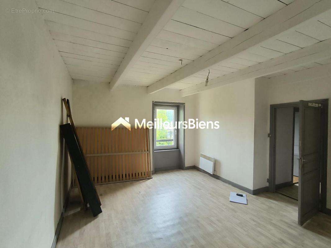 Maison à LOGUIVY-PLOUGRAS