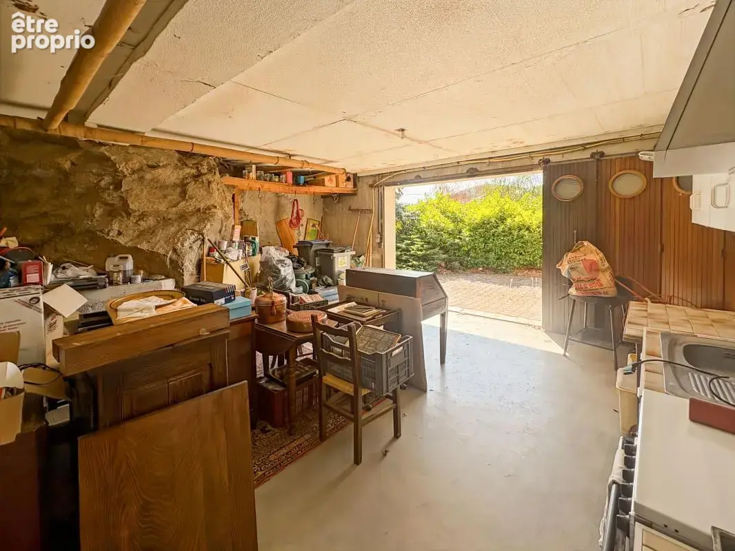 SAINT-PÉRAY – Grande maison familiale de 168 m² avec terrain d’environ 1 000 m² - photo 8