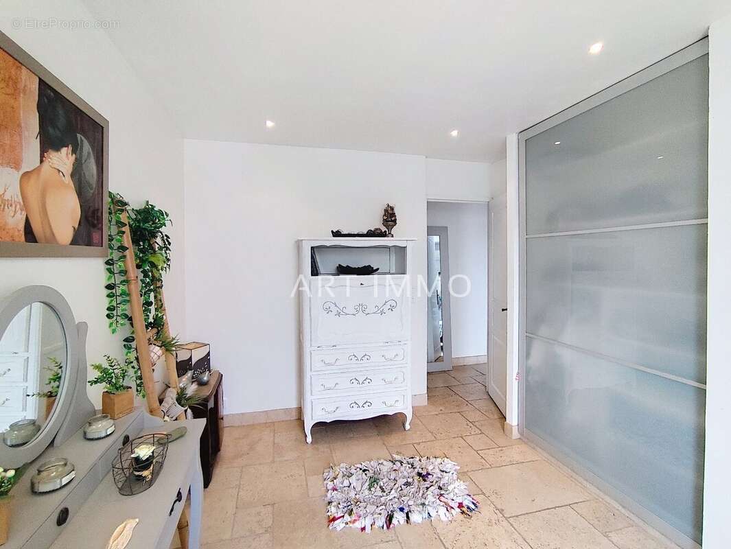 Maison de charme avec piscine et jardin a cavaillon - photo 7