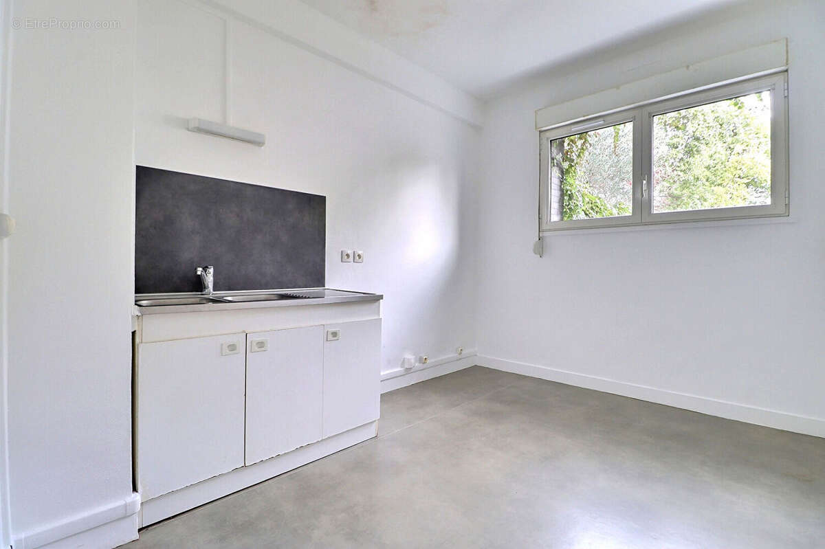 Appartement à AUBERVILLIERS