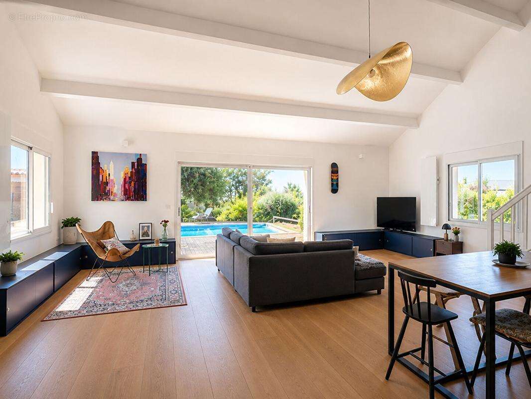 A vendre, superbe maison type provençale à Champcevinel 24750 - photo 3