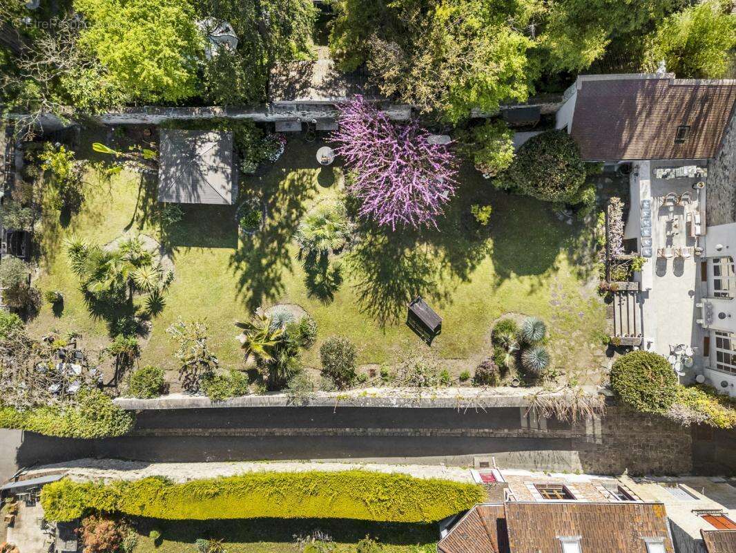 le Secret d'Andrésy : Une Demeure Magique en Bord de Seine - photo 2