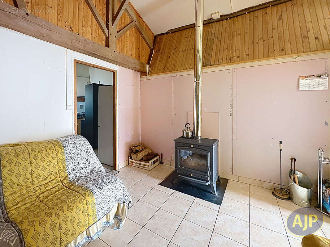 Maison à SALLERTAINE