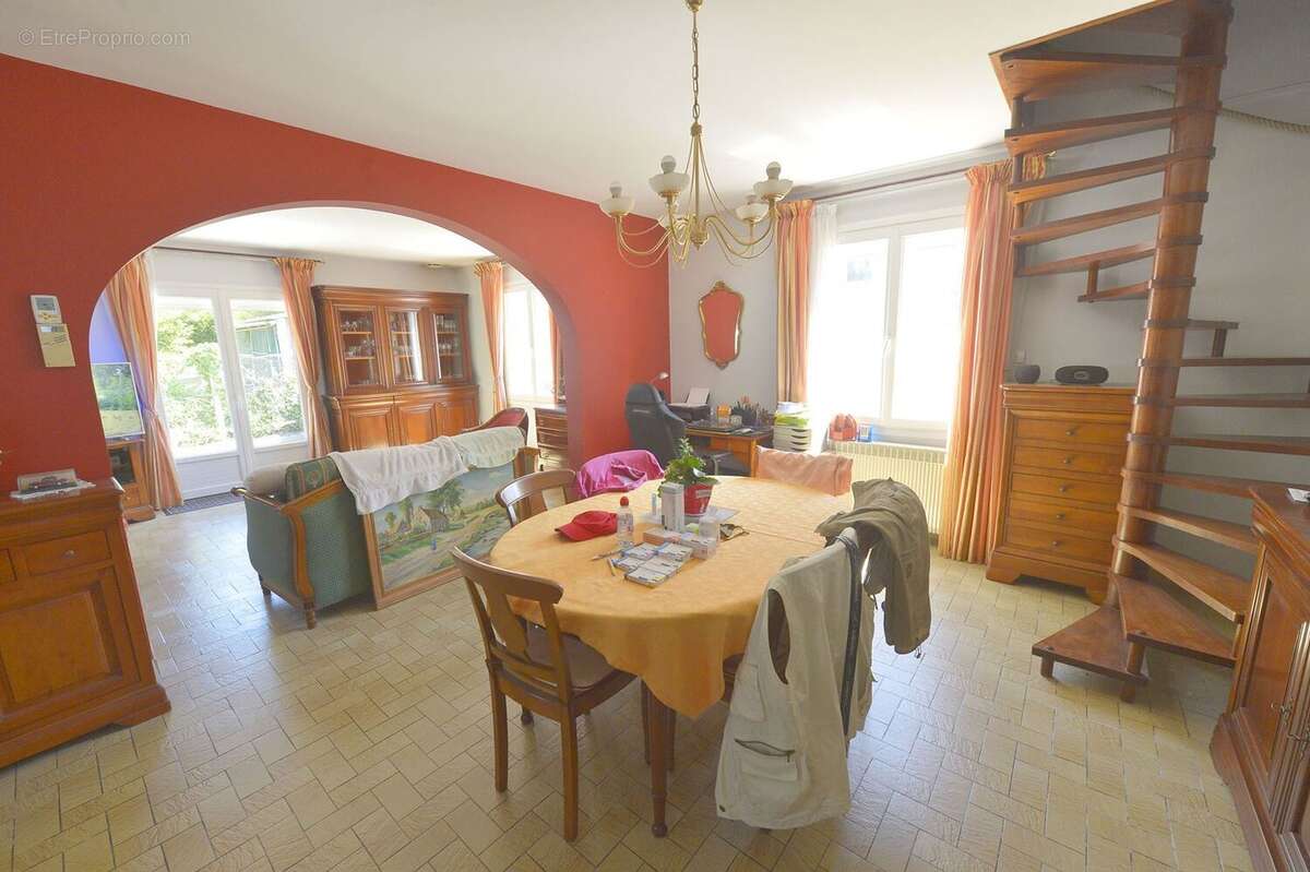 Maison 105 m² à Royan  - photo 8