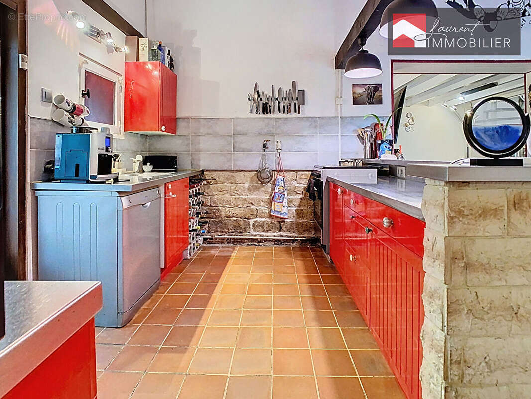 Maison à SAINT-ETIENNE-SUR-REYSSOUZE