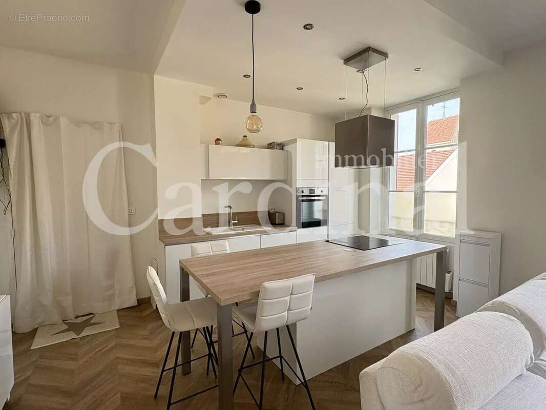 Appartement à NOISY-LE-ROI
