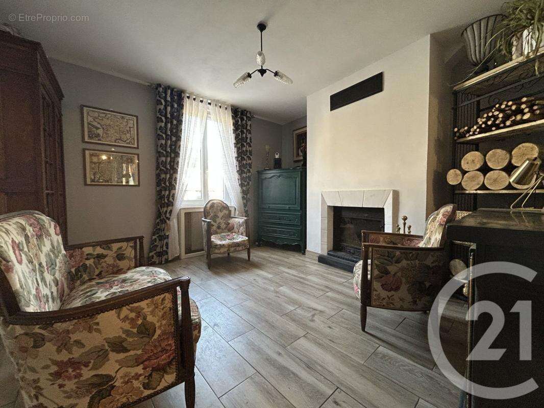 Maison à PONT-SAINTE-MAXENCE