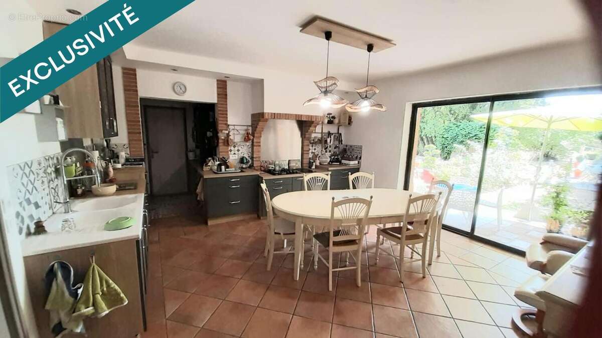 Maison 200 m² à Garganvillar  - photo 3