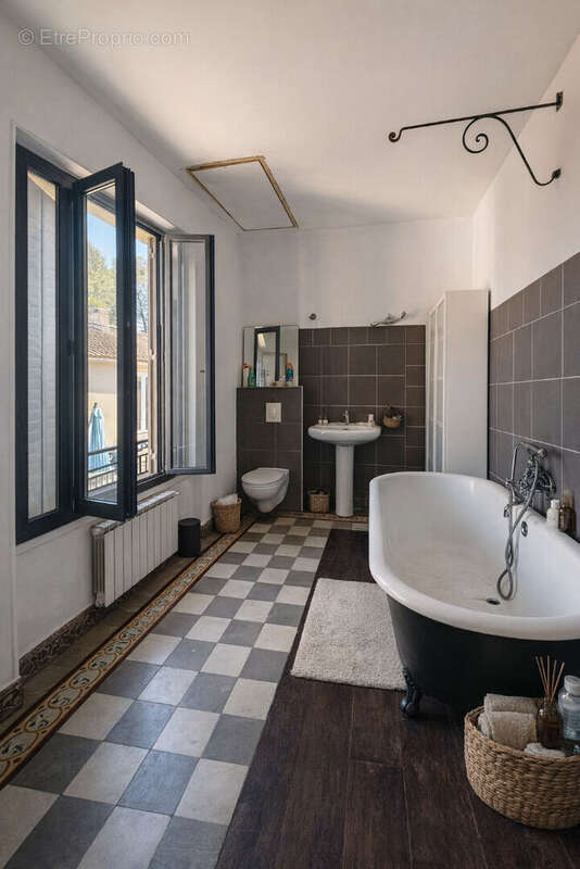 Maison à MAZAN
