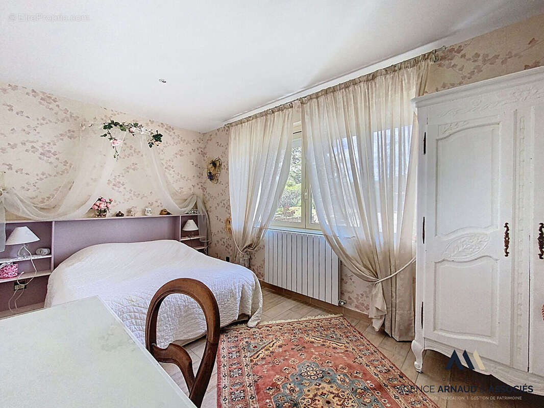 Maison à LA CADIERE-D'AZUR