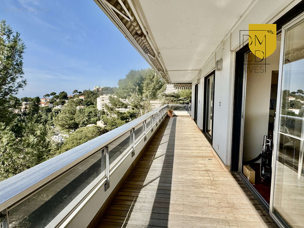Appartement à MARSEILLE-8E