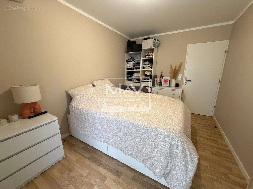 Appartement 68 m² à Tourcoing  - photo 5