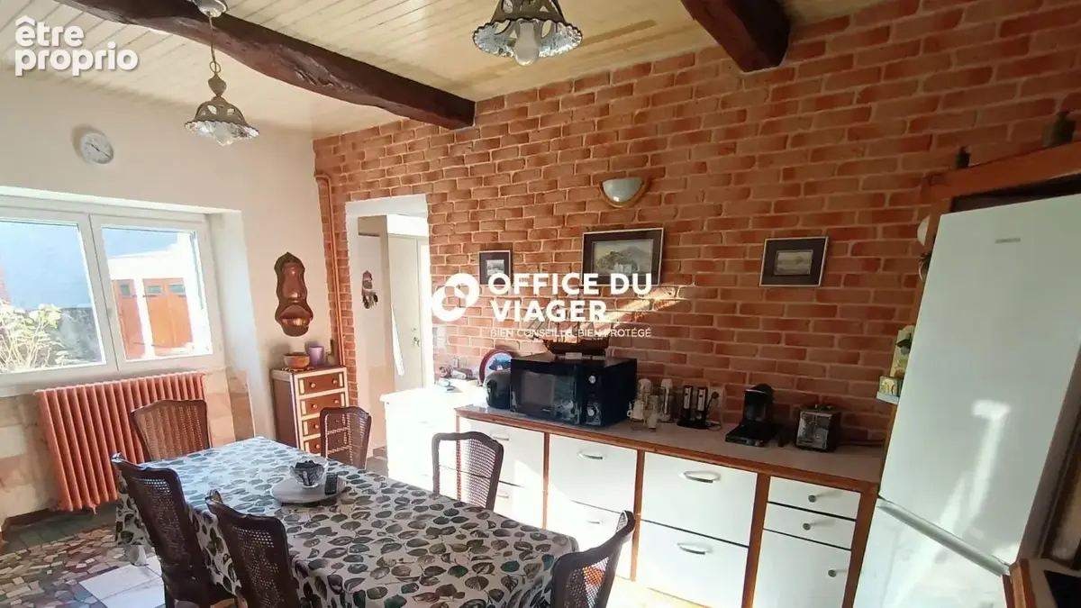 Ensemble immobilier - 8 pièces - 213,58 m² - photo 3
