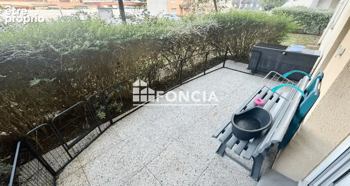 T3 de 61m2 en rez de jardin, avec terrasse et parking vendu libre d'occupation - photo 5