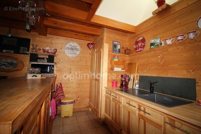 Maison à CAMPAN