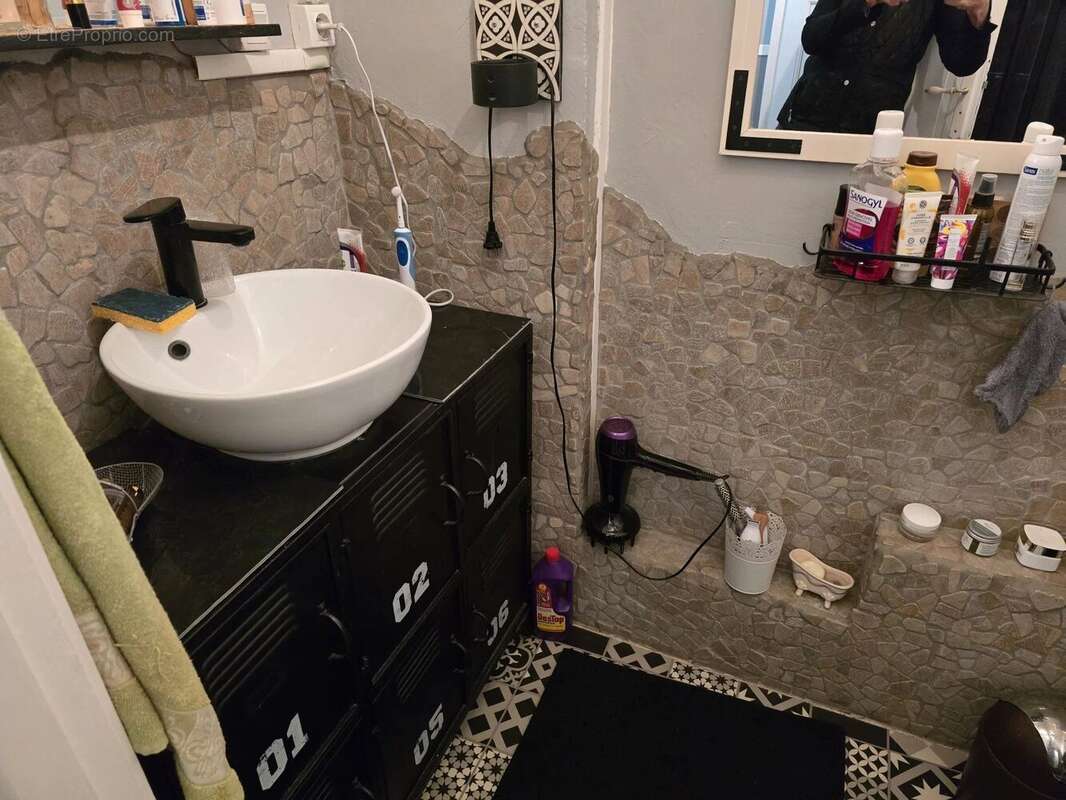 Maison à AUZAT-LA-COMBELLE