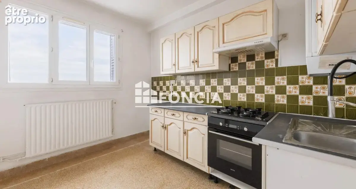 Appartement t2 47 m² avec balcon et cave - photo 4
