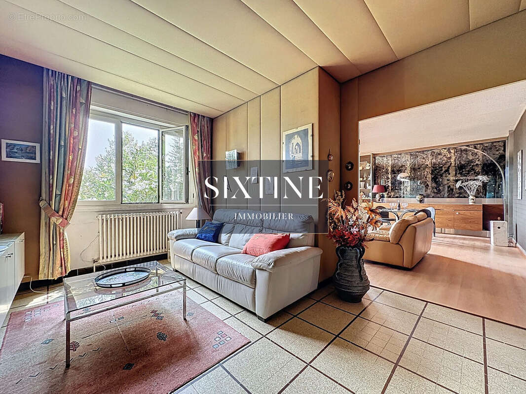 Maison à LE PEAGE-DE-ROUSSILLON