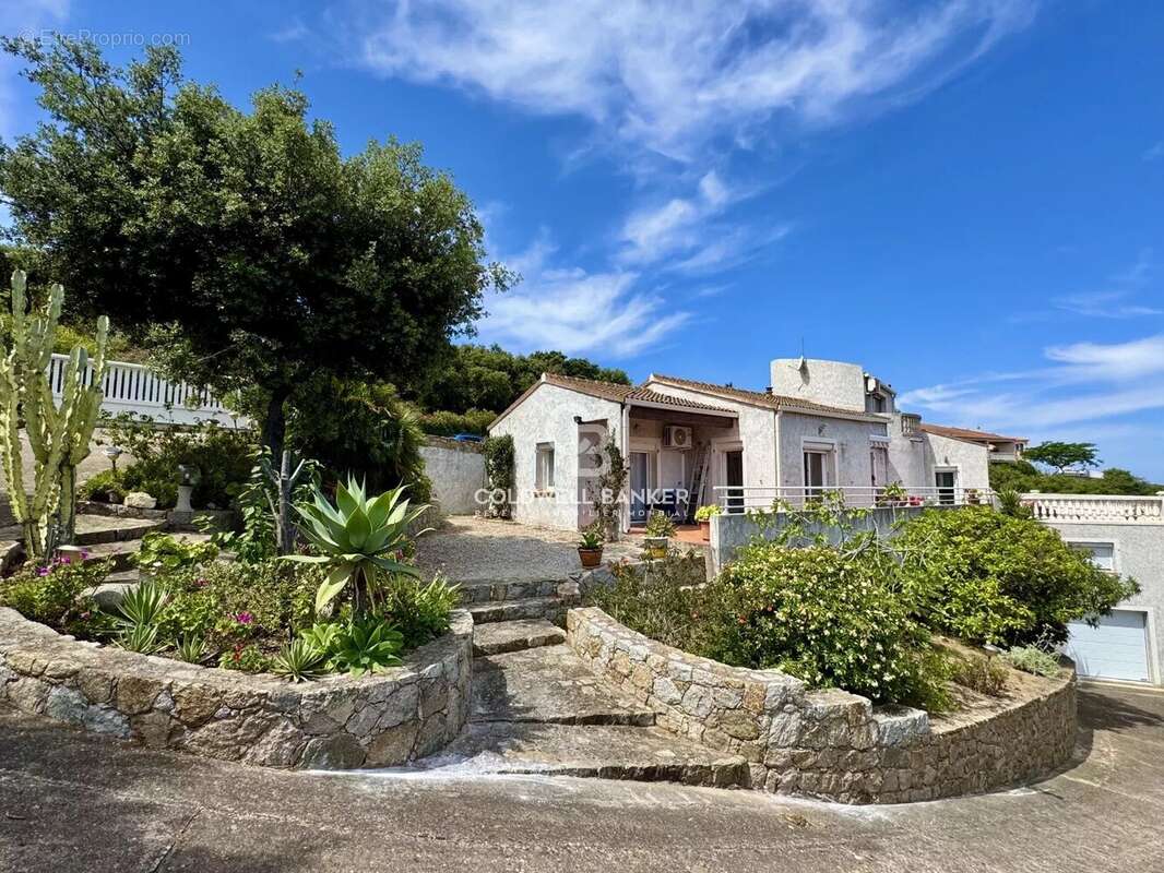 Maison à L&#039;ILE-ROUSSE