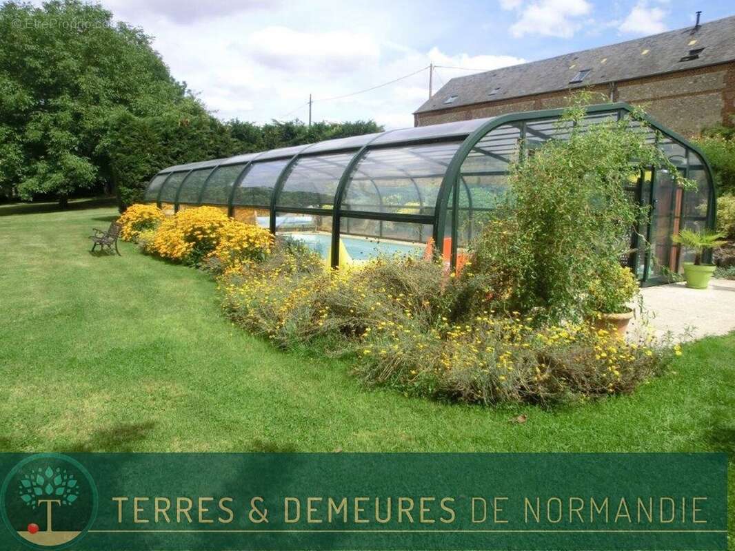 Maison à PONT-L&#039;EVEQUE