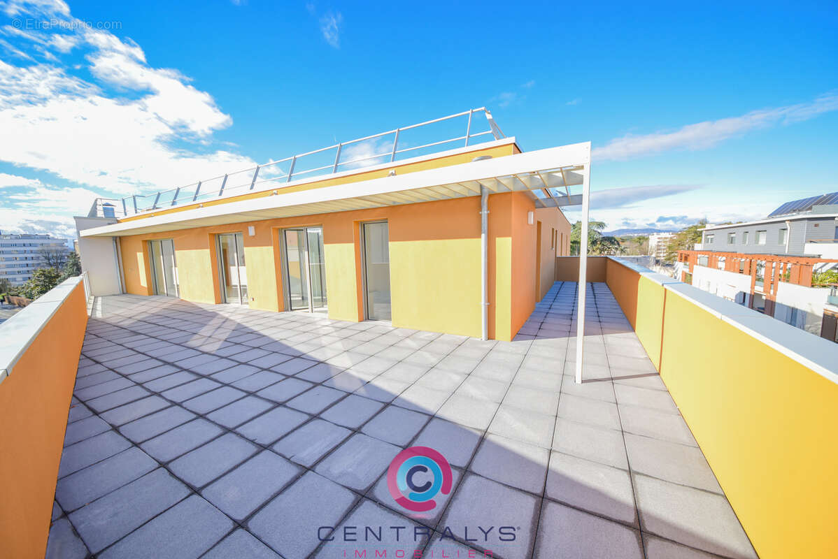 Appartement à TASSIN-LA-DEMI-LUNE